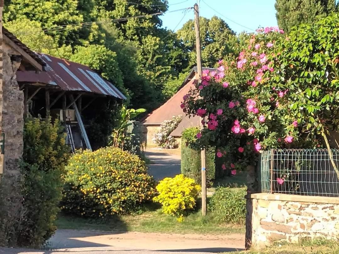 Chambre Dhotes B&B Le Figuier Benayes Esterno foto